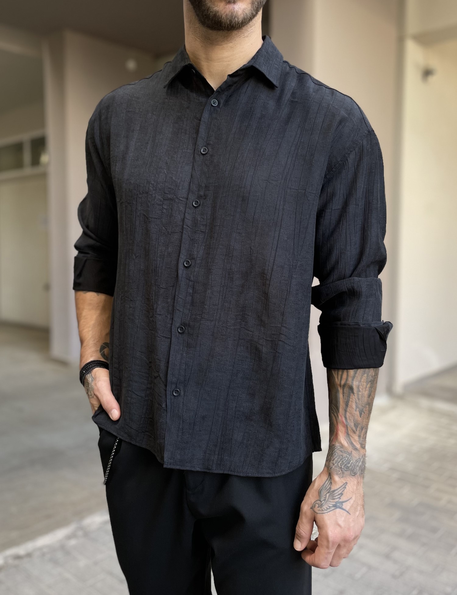 Ανδρικό μαύρο πουκάμισο με γιακά RMZ570 φωτογραφία